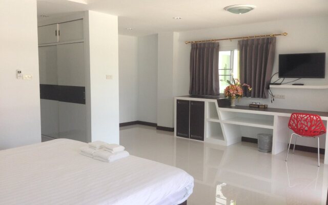 Praiyanan Place Hotel