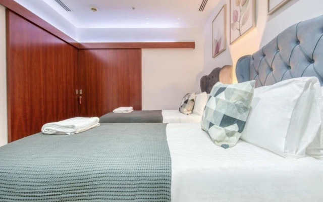 The Penthouse Near Burj Khalifa And Dubai Mall