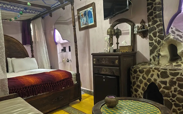 Riad Azurite
