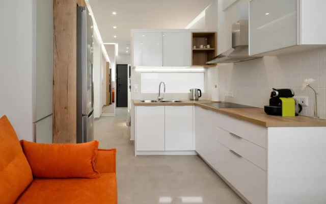 New Luxury Studio in the Heart of Thiseio.