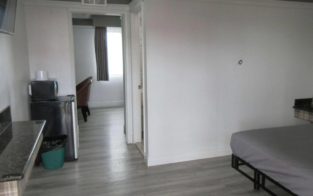 Rodeway Inn Commerce - Los Angeles