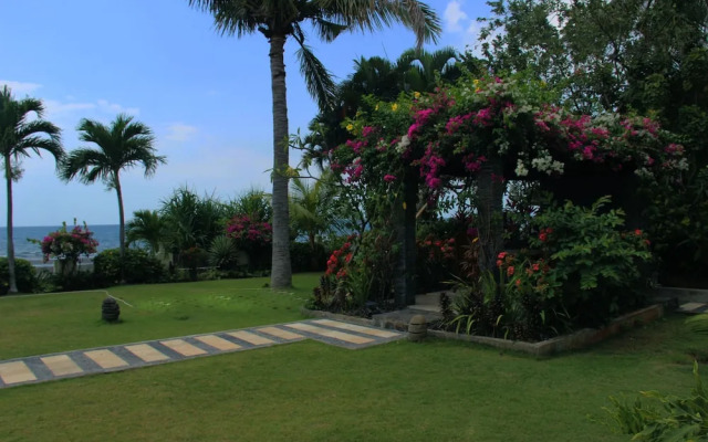 Villa Pantai Lovina