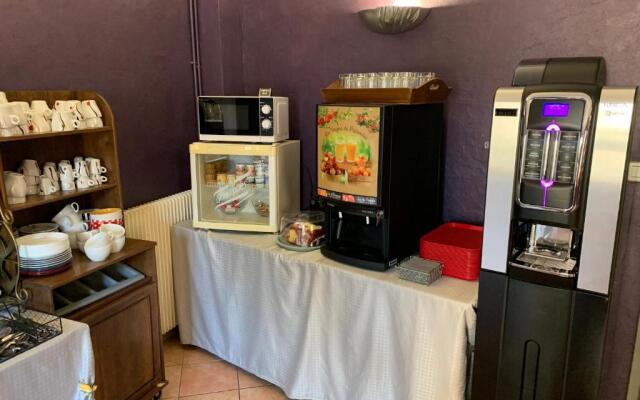 Logis Hôtel La Bastide d'Entraigues