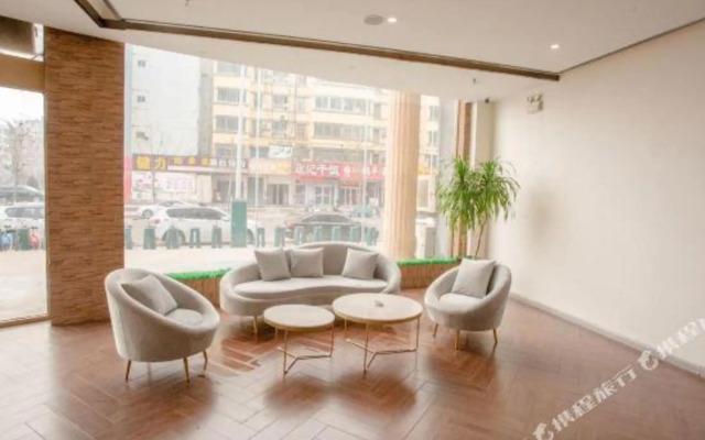 Yixuan Hotel