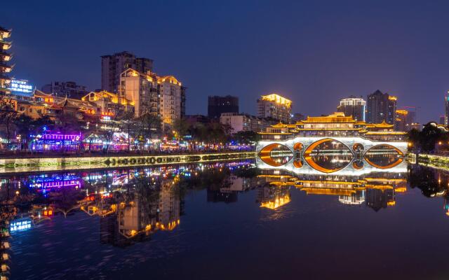 Holiday Inn Chengdu Oriental Plaza, an IHG Hotel