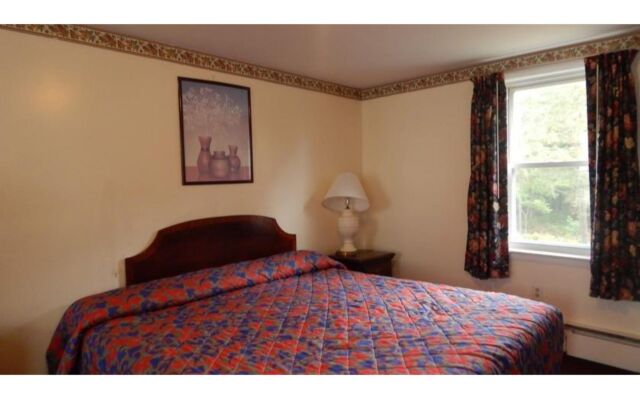 Knights Inn  Centerville MA