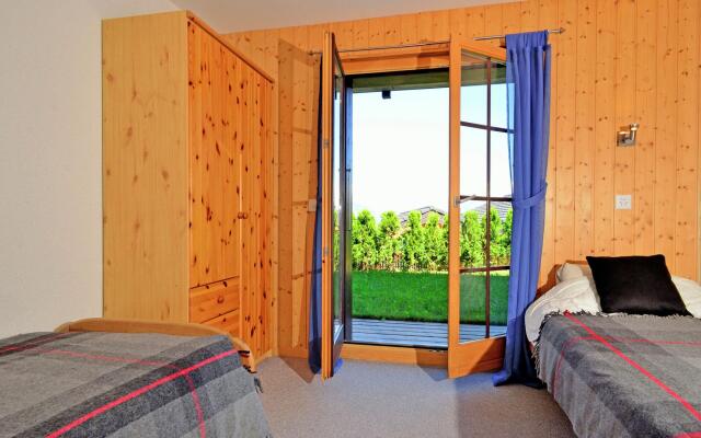 Luxurious Chalet in Riddes with Hot Tub