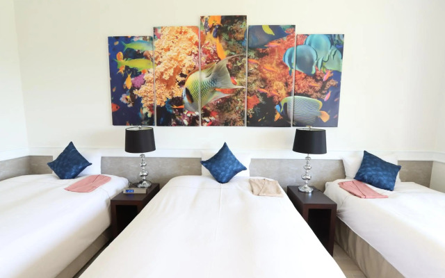 Royal View Hotel Churaumi