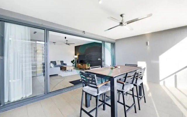 ZEN OCEANIA - 2 Bedroom Ocean View