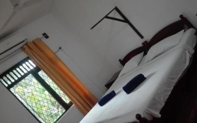 Okay Goldi guest house