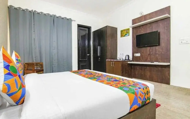 Hotel Viraj