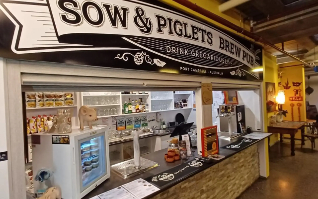 Sow and Piglets Guesthouse - Hostel