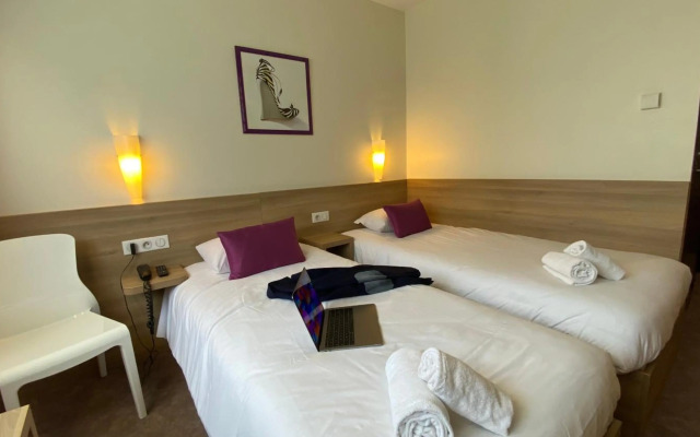 The Originals City, Le Logis d'Elbée