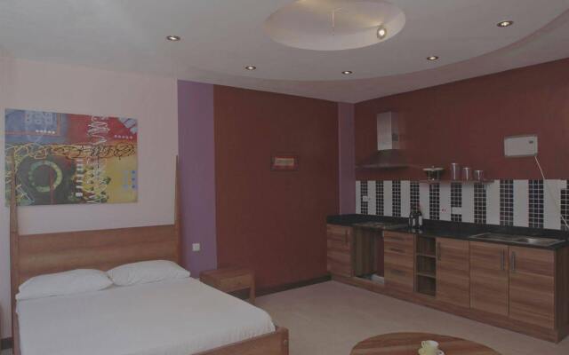 Cowrie Shell Beach Apartments