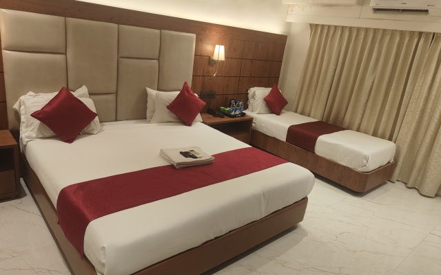 Hotel Anand Palace – Guest Rooms – Shirdi
