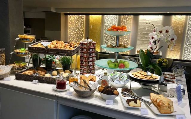 Best Western Plus Hotel Carlton