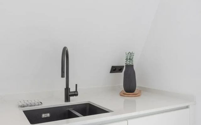 Spacious Apartment With 3bedrooms Close to the sea