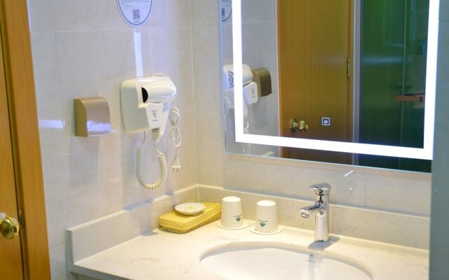 GreenTree Inn Suzhou Changshu Huanghe Road Linli Center Express Hotel