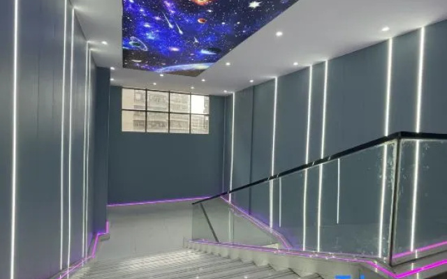 MT E-sports Theme Hotel