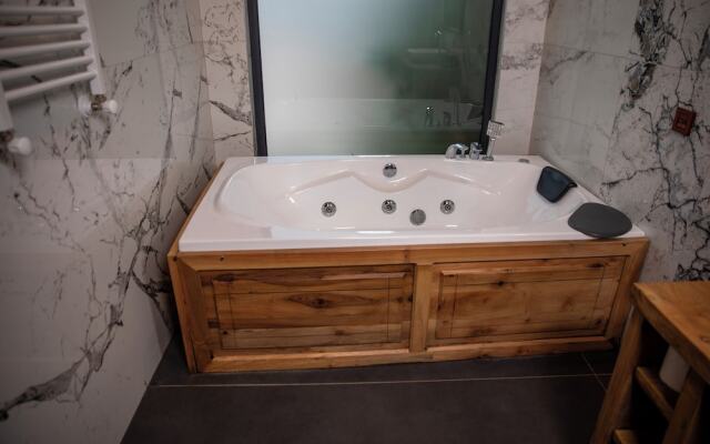 The Canyon Kartepe and Restoran