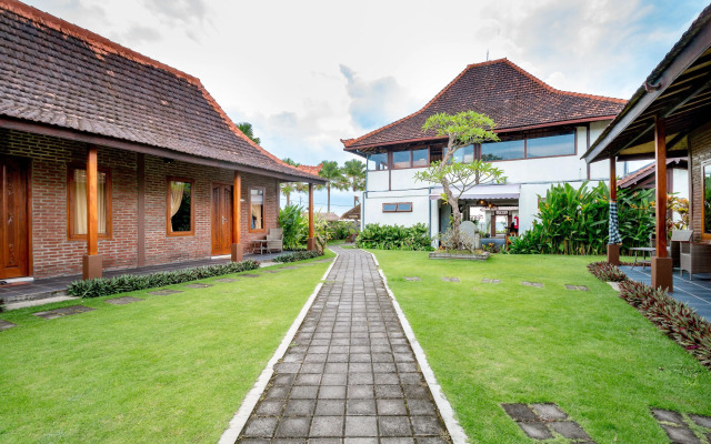 Sea Medewi Resort