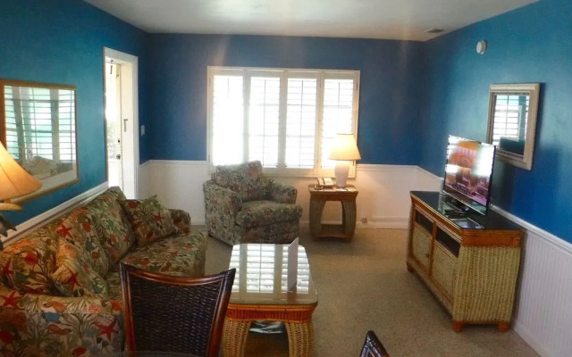 Waterside Inn on the Beach