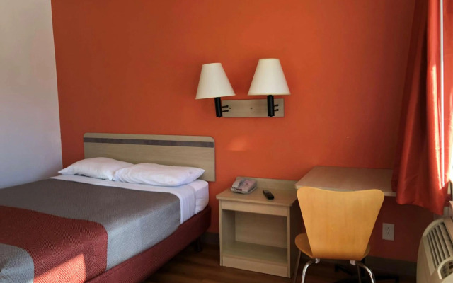 Motel 6 Goodlettsville, TN - Nashville