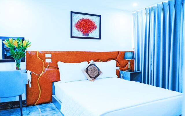 Grad Queen Hotel 2  Ha Dong