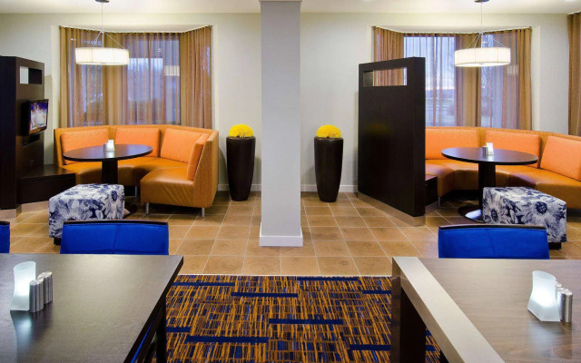 Courtyard St. Louis Airport/Earth City