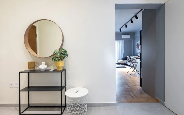Zephyr 3-Bedroom Apartment in Athens