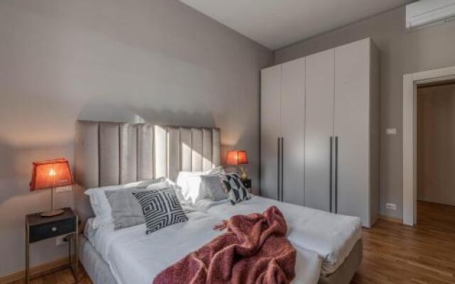 Santo Stefano Apartment