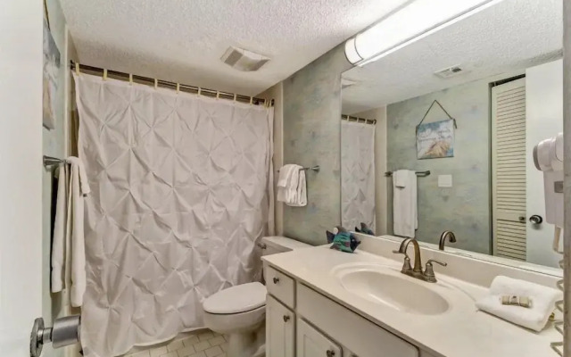 2072 Beachwood Villa