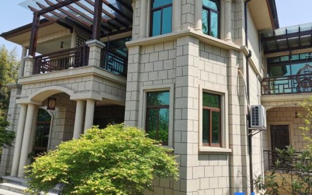 Yazhu Boutique Hostel