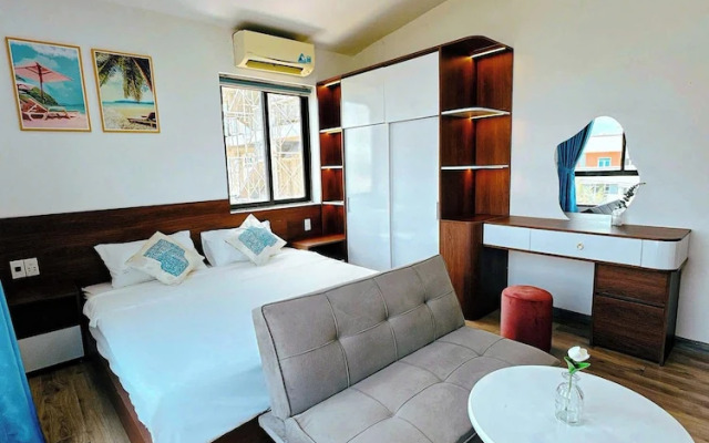 Louis Otis Apartment 03