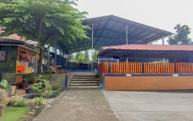 Hotel Sri Indravati RedPartner