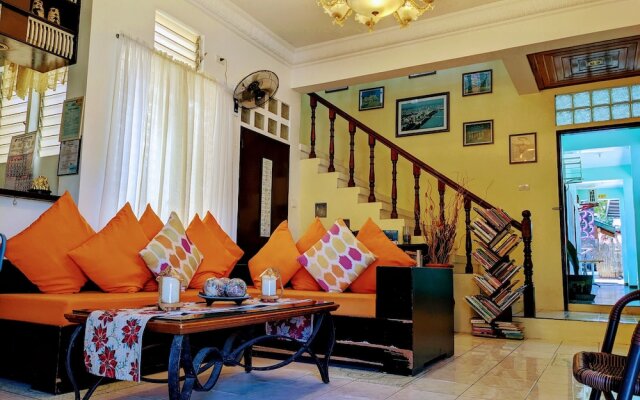 Citadel Alona Inn