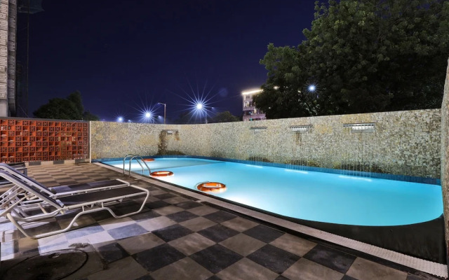 FabHotel Prime Empyrean