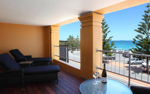 Cottesloe Beach Hotel