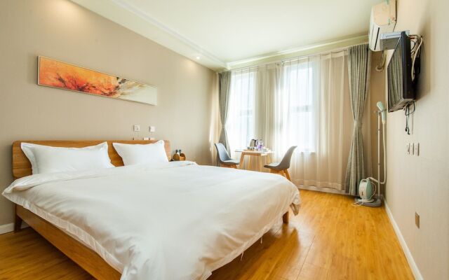 J Hotel