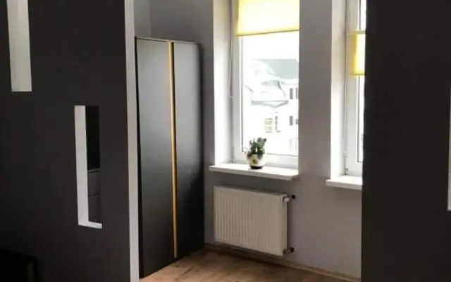 Затишна квартира в спальному районі