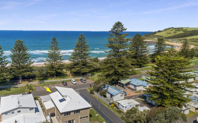 SEA MIST Gerringong 4pm Check Out Sundays