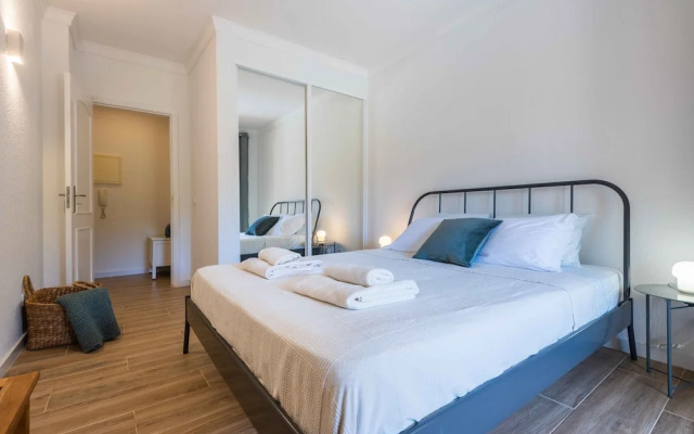 Salgados 1 Bedroom Apartment - 500m da Praia