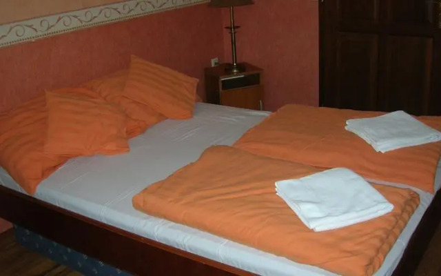 Vino Restaurant & Panzio