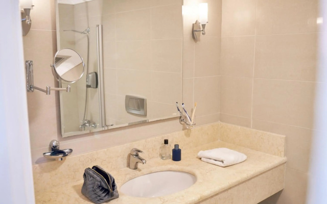 Lindos Bay Suites