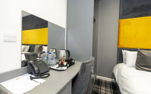 42 Apart-hotel
