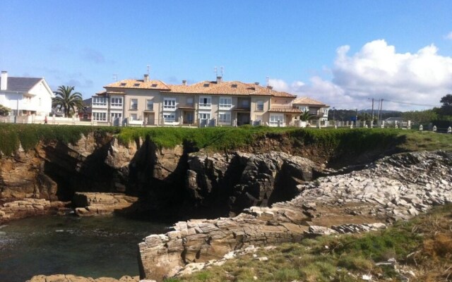 House With 4 Bedrooms in Burela, With Wonderful sea View and Enclosed