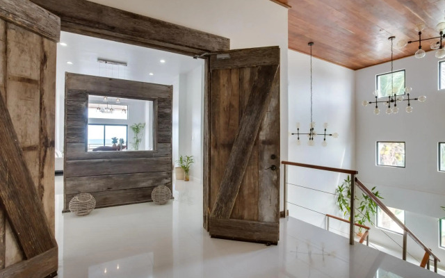 The Ellysian Boutique Hotel