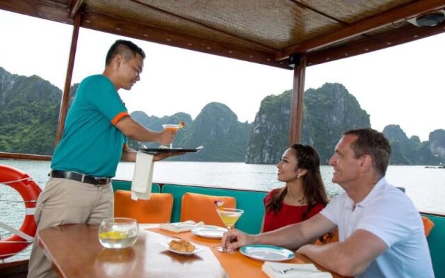 LAzalee Cruise