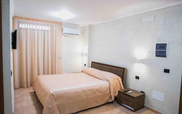 Vittoria Guest House - Salerno