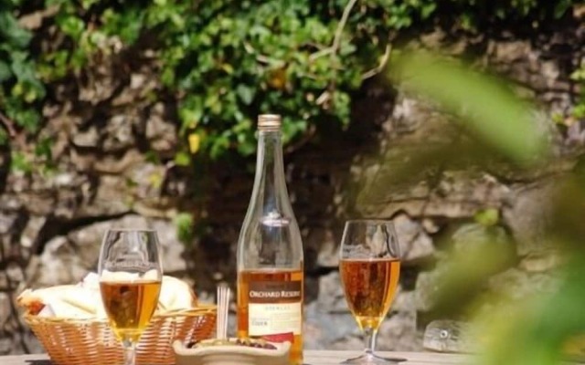 The Oakhill Inn